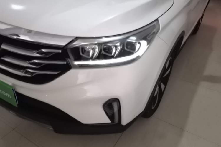 Used GAC Trumpchi GS4 2019 270T Automatic Two-Wheel Drive Luxury Smart Connectivity Model Left Front Headlight