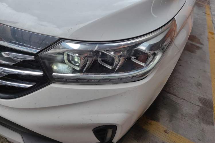 Used GAC Trumpchi GS4 2019 270T Automatic Two-Wheel Drive Luxury Smart Connectivity Model Left Front Headlight