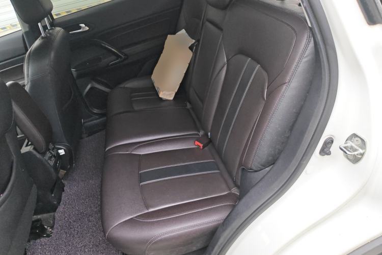 Used GAC Trumpchi GS4 2019 270T Automatic Two-Wheel Drive Supreme Edition Left Rear Seat