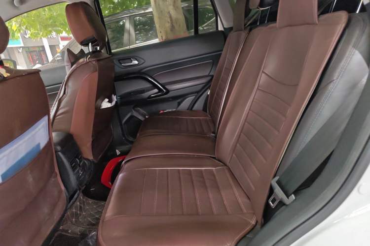 Used GAC Trumpchi GS4 2019 270T Automatic Two-Wheel Drive Luxury Smart Connectivity Model Left Rear Seat