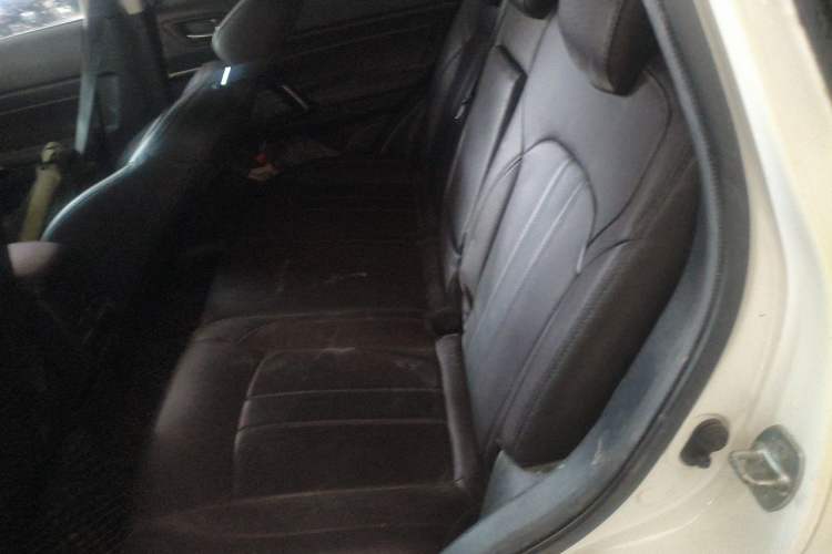Used GAC Trumpchi GS4 2019 270T Automatic Two-Wheel Drive Luxury Smart Connectivity Model Left Rear Seat