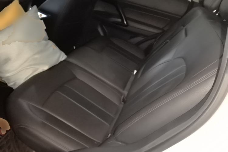 Used GAC Trumpchi GS4 2019 270T Automatic Two-Wheel Drive Luxury Smart Connectivity Model Left Rear Seat