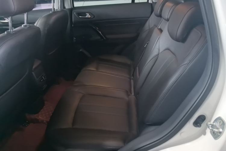 Used GAC Trumpchi GS4 2019 270T Automatic Two-Wheel Drive Elite Edition Left Rear Seat