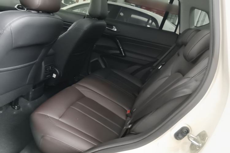 Used GAC Trumpchi GS4 2019 270T Automatic Two-Wheel Drive Elite Edition Left Rear Seat