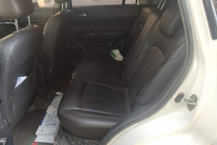 Used GAC Trumpchi GS4 2019 270T Manual Two-Wheel-Drive Elite Edition Left Rear Seat