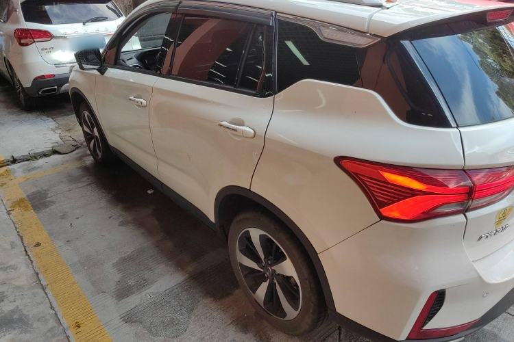 Used GAC Trumpchi GS4 2019 270T Automatic Two-Wheel Drive Luxury Smart Connectivity Model Left Side