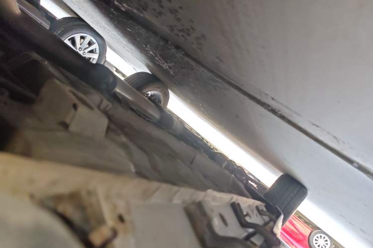 Used GAC Trumpchi GS4 2019 270T Manual Two-Wheel-Drive Elite Edition Left Side Sill