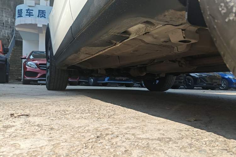 Used GAC Trumpchi GS4 2019 270T Automatic Two-Wheel Drive Luxury Smart Connectivity Model Left Side Sill