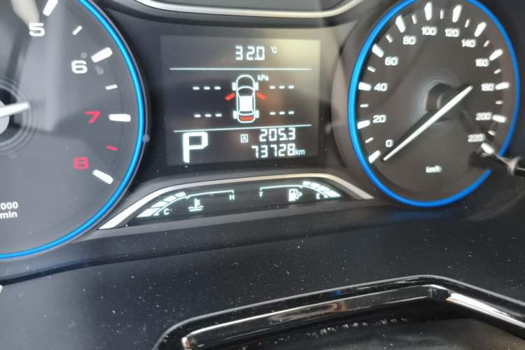 Used GAC Trumpchi GS4 2019 270T Automatic Two-Wheel Drive Luxury Smart Connectivity Model Odometer Close Up