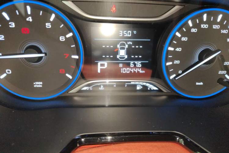 Used GAC Trumpchi GS4 2019 270T Automatic Two-Wheel Drive Luxury Smart Connectivity Model Odometer Close Up