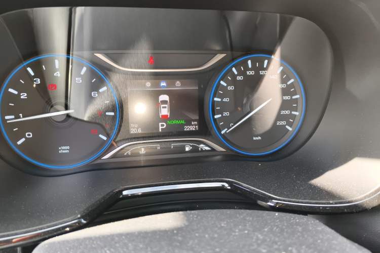 Used GAC Trumpchi GS4 2019 270T Automatic Two-Wheel Drive Luxury Smart Connectivity Model Odometer Close Up