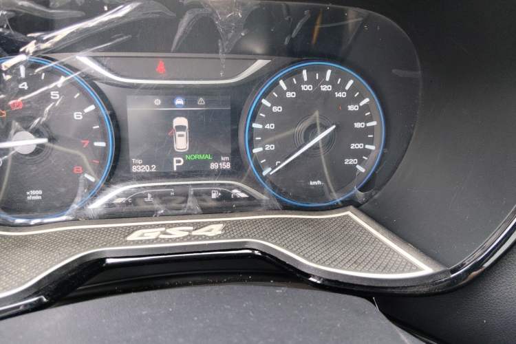 Used GAC Trumpchi GS4 2019 270T Automatic Two-Wheel Drive Luxury Smart Connectivity Model Odometer Close Up