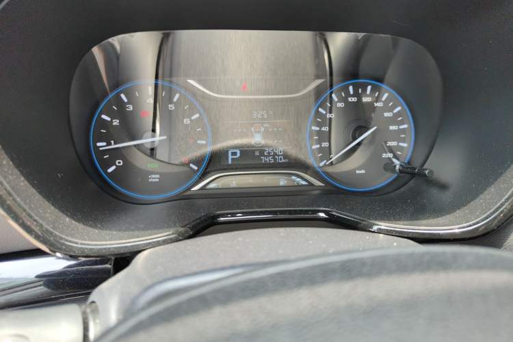 Used GAC Trumpchi GS4 2019 270T Automatic Two-Wheel Drive Luxury Smart Connectivity Model Odometer Close Up