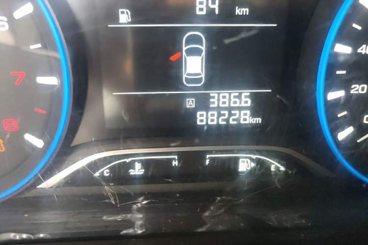 Used GAC Trumpchi GS4 2019 270T Manual Two-Wheel-Drive Elite Edition Odometer Close Up