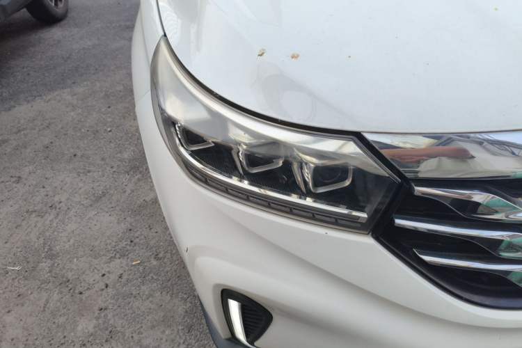 Used GAC Trumpchi GS4 2019 270T Automatic Two-Wheel Drive Luxury Smart Connectivity Model Right Front Headlight