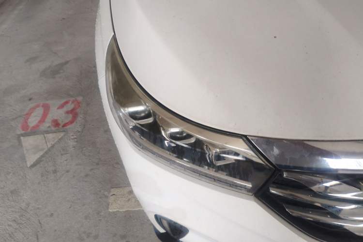 Used GAC Trumpchi GS4 2019 270T Automatic Two-Wheel Drive Luxury Smart Connectivity Model Right Front Headlight