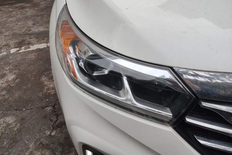 Used GAC Trumpchi GS4 2019 270T Manual Two-Wheel Drive Luxury Edition Right Front Headlight