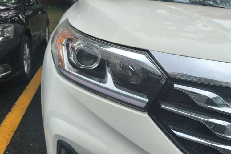 Used GAC Trumpchi GS4 2019 270T Automatic Two-Wheel Drive Elite Edition Right Front Headlight