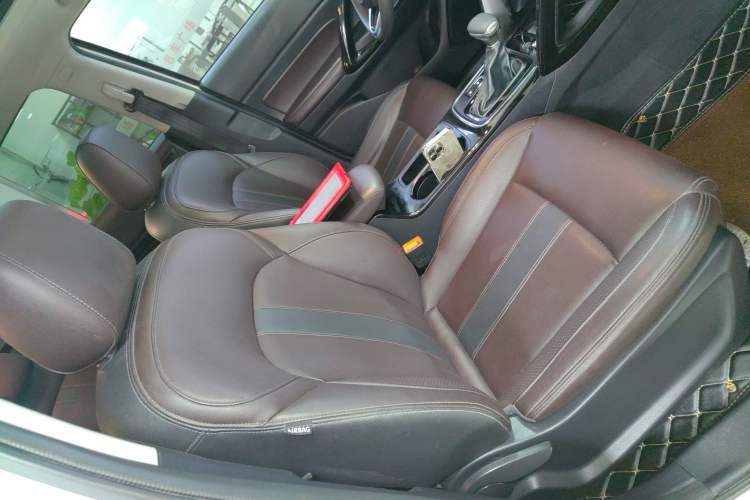 Used GAC Trumpchi GS4 2019 270T Automatic Two-Wheel Drive Elite Edition Right Front Seat