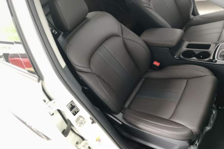 Used GAC Trumpchi GS4 2019 270T Automatic Two-Wheel Drive Elite Edition Right Front Seat