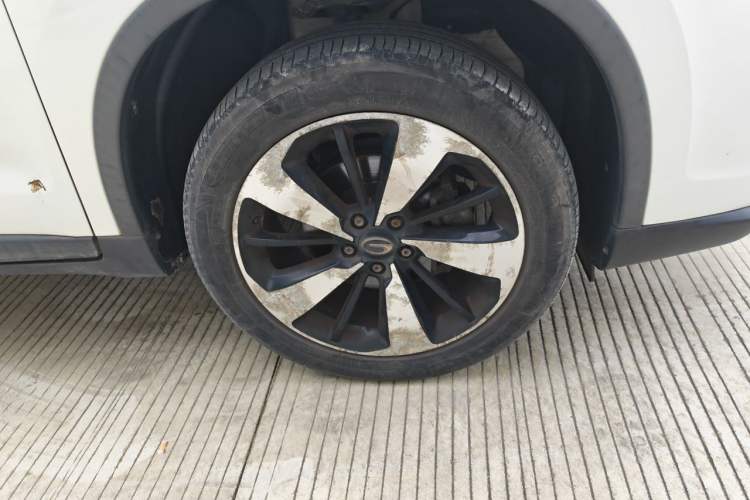 Used GAC Trumpchi GS4 2019 270T Automatic Two-Wheel Drive Supreme Edition Right Front Wheel Hub