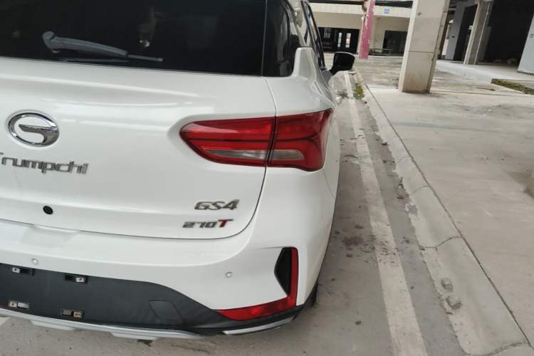 Used GAC Trumpchi GS4 2019 270T Automatic Two-Wheel Drive Elite Edition Right Rear Taillight