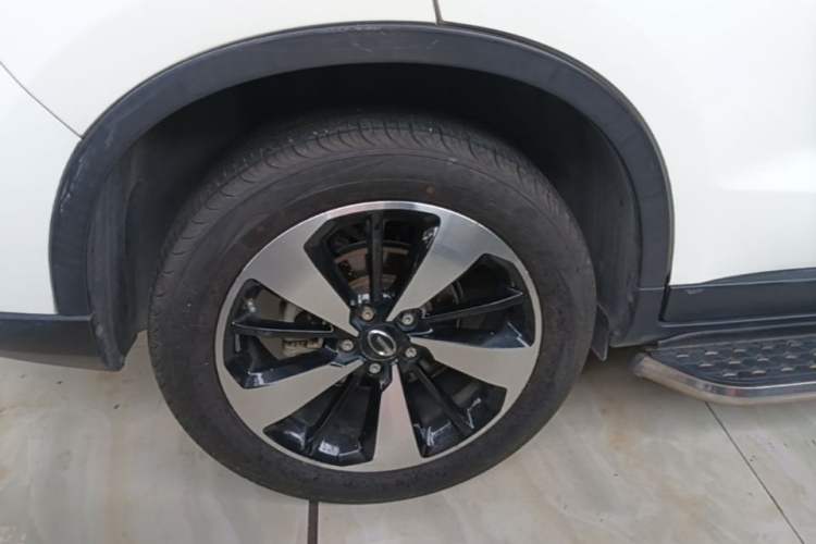 Used GAC Trumpchi GS4 2019 270T Automatic Two-Wheel Drive Luxury Smart Connectivity Model Right Rear Wheel Hub