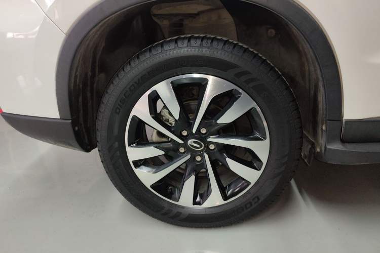 Used GAC Trumpchi GS4 2019 270T Automatic Two-Wheel Drive Elite Edition Right Rear Wheel Hub