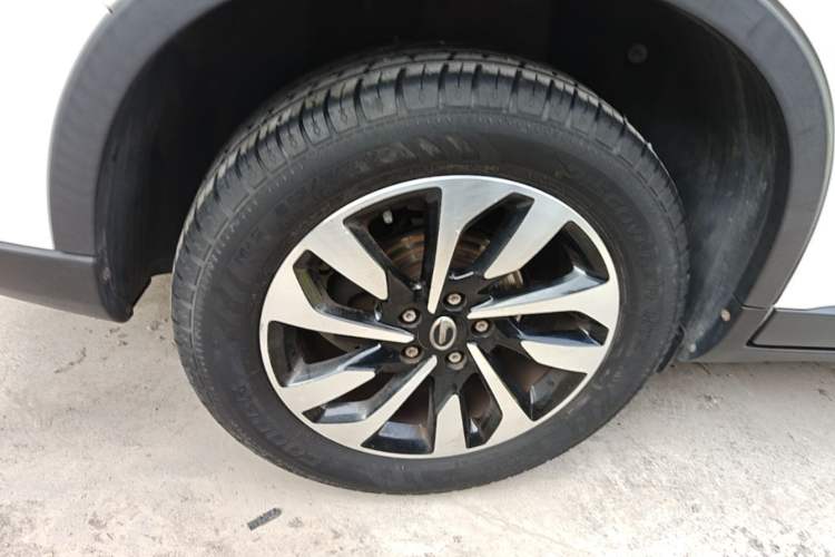 Used GAC Trumpchi GS4 2019 270T Manual Two-Wheel-Drive Elite Edition Right Rear Wheel Hub