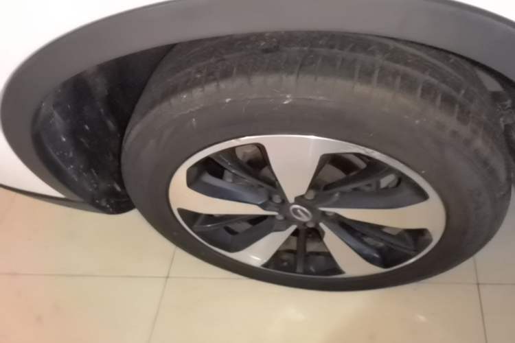 Used GAC Trumpchi GS4 2019 270T Automatic Two-Wheel Drive Luxury Smart Connectivity Model Right Rear Wheel Hub