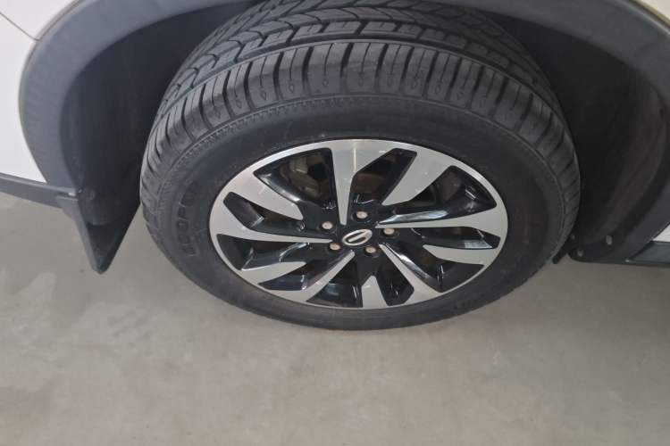 Used GAC Trumpchi GS4 2019 270T Automatic Two-Wheel Drive Elite Edition Right Rear Wheel Hub