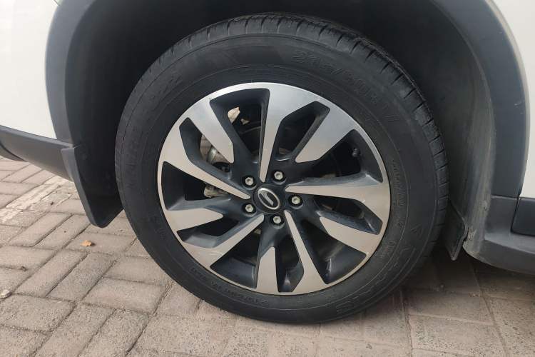 Used GAC Trumpchi GS4 2019 270T Automatic Two-Wheel Drive Elite Edition Right Rear Wheel Hub