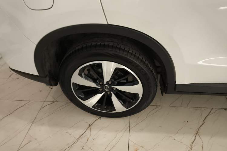 Used GAC Trumpchi GS4 2019 270T Automatic Two-Wheel Drive Luxury Smart Connectivity Model Right Rear Wheel Hub