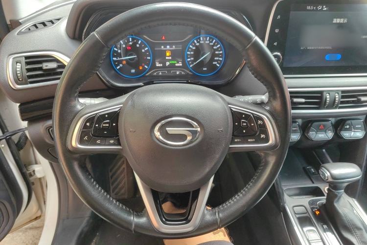 Used GAC Trumpchi GS4 2019 270T Automatic Two-Wheel Drive Luxury Smart Connectivity Model Steering Wheel