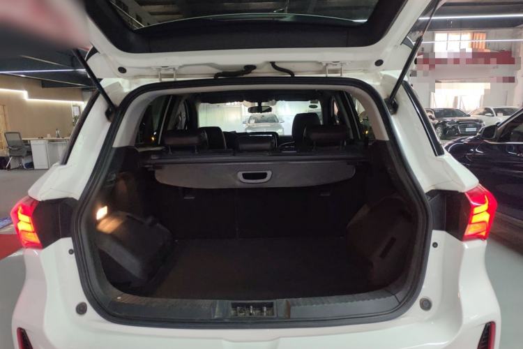 Used GAC Trumpchi GS4 2019 270T Automatic Two-Wheel Drive Elite Edition Trunk