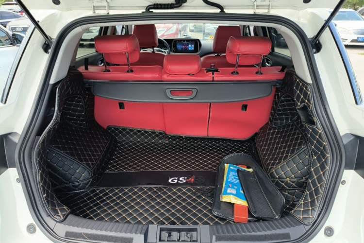 Used GAC Trumpchi GS4 2019 270T Automatic Two-Wheel Drive Luxury Smart Connectivity Model Trunk