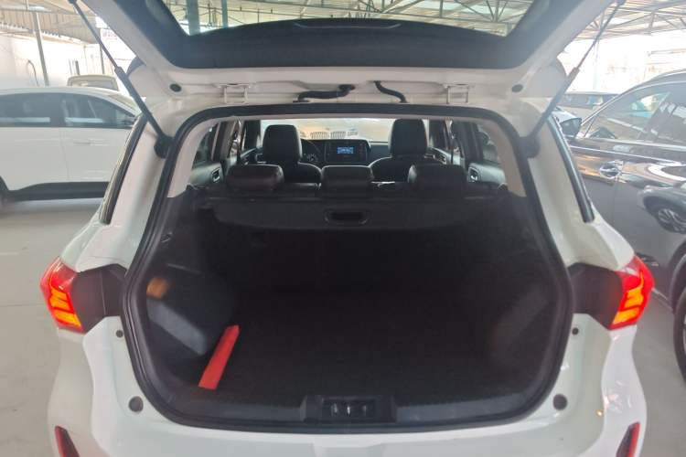 Used GAC Trumpchi GS4 2019 270T Automatic Two-Wheel Drive Elite Edition Trunk