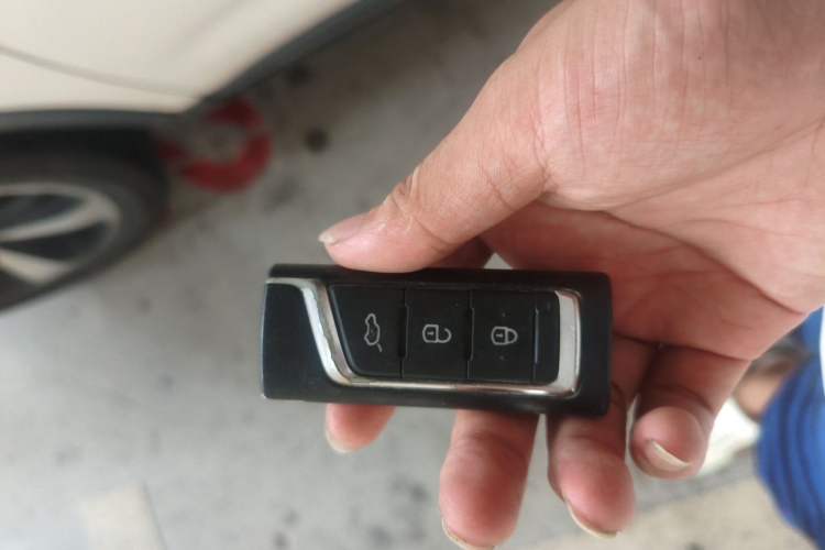 Used GAC Trumpchi GS4 2019 270T Automatic Two-Wheel Drive Luxury Smart Connectivity Model Vehicle Key