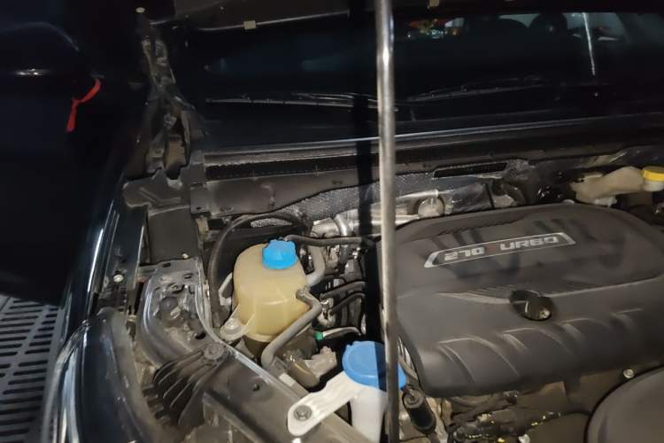 Used GAC Trumpchi GS4 2020 270T Automatic Smart Connectivity Edition Engine Bay Right