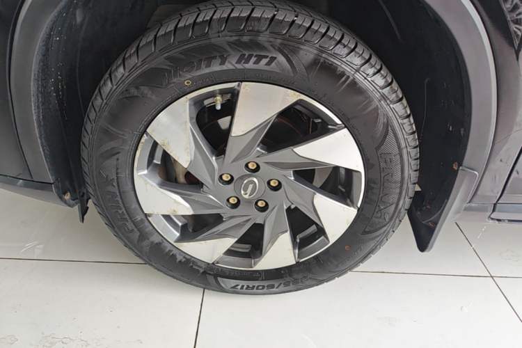 Used GAC Trumpchi GS4 2020 270T Manual Elite Edition Left Front Wheel Hub