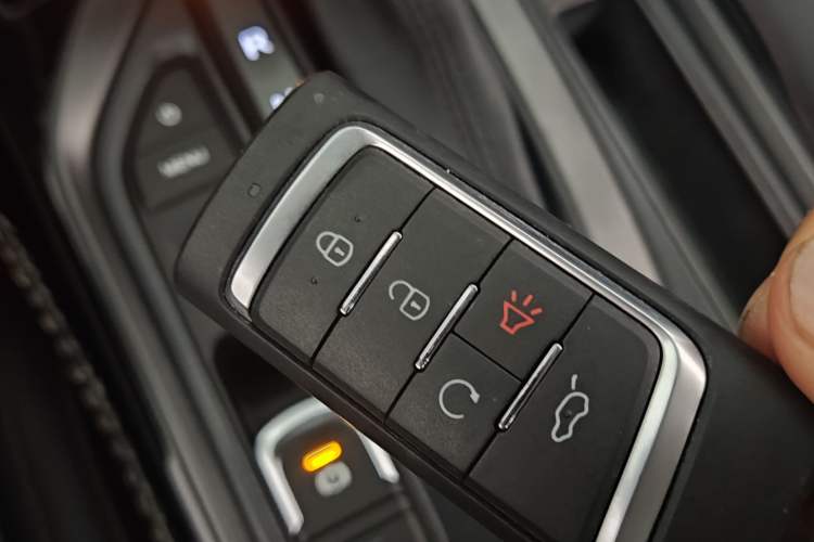 Used GAC Trumpchi GS4 2020 270T Automatic Smart Connectivity Edition Vehicle Key