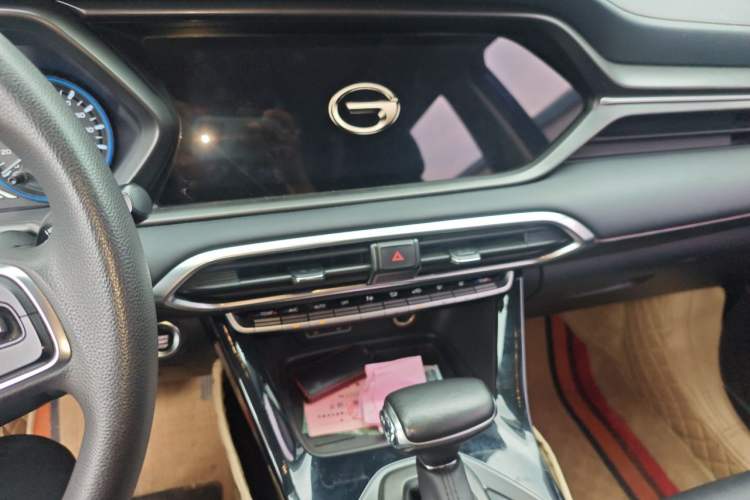 Used GAC Trumpchi GS4 2020 270T Automatic Elite Tech Edition Audio And AC Panel