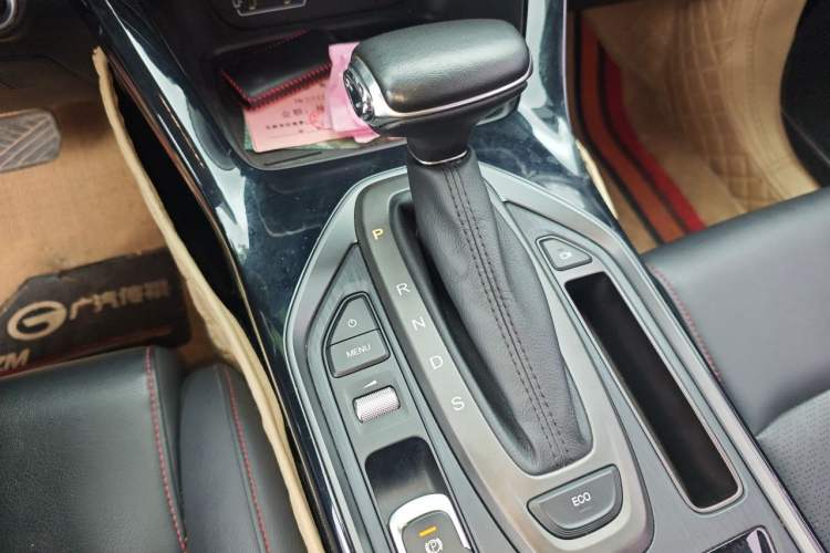 Used GAC Trumpchi GS4 2020 270T Automatic Elite Tech Edition Gear Lever