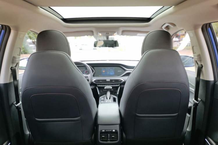 Used GAC Trumpchi GS4 2020 270T Automatic Elite Tech Edition Interior 9