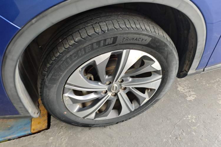 Used GAC Trumpchi GS4 2020 270T Automatic Supreme Edition Left Front Wheel Hub