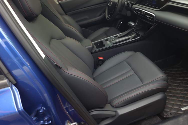 Used GAC Trumpchi GS4 2020 270T Automatic Elite Tech Edition Right Front Seat