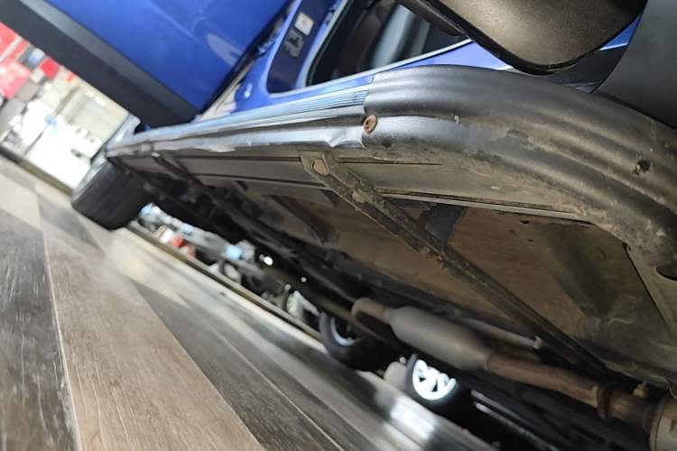 Used GAC Trumpchi GS4 2020 270T Automatic Elite Tech Edition Right Side Sill