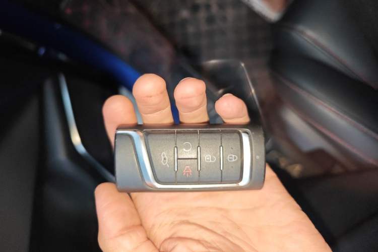 Used GAC Trumpchi GS4 2020 270T Automatic Elite Tech Edition Vehicle Key