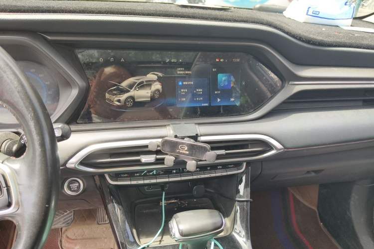 Used GAC Trumpchi GS4 2020 270T Automatic Smart Connectivity Edition Audio And AC Panel