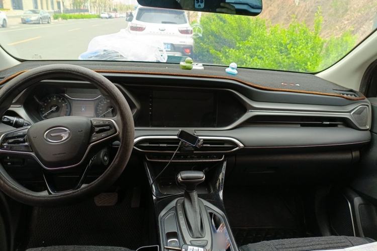 Used GAC Trumpchi GS4 2020 270T Automatic Comfort Edition Center Console